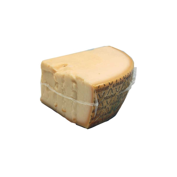 FORMAGGIO DURO RETINATO 1/8 SOTTOVUOTO